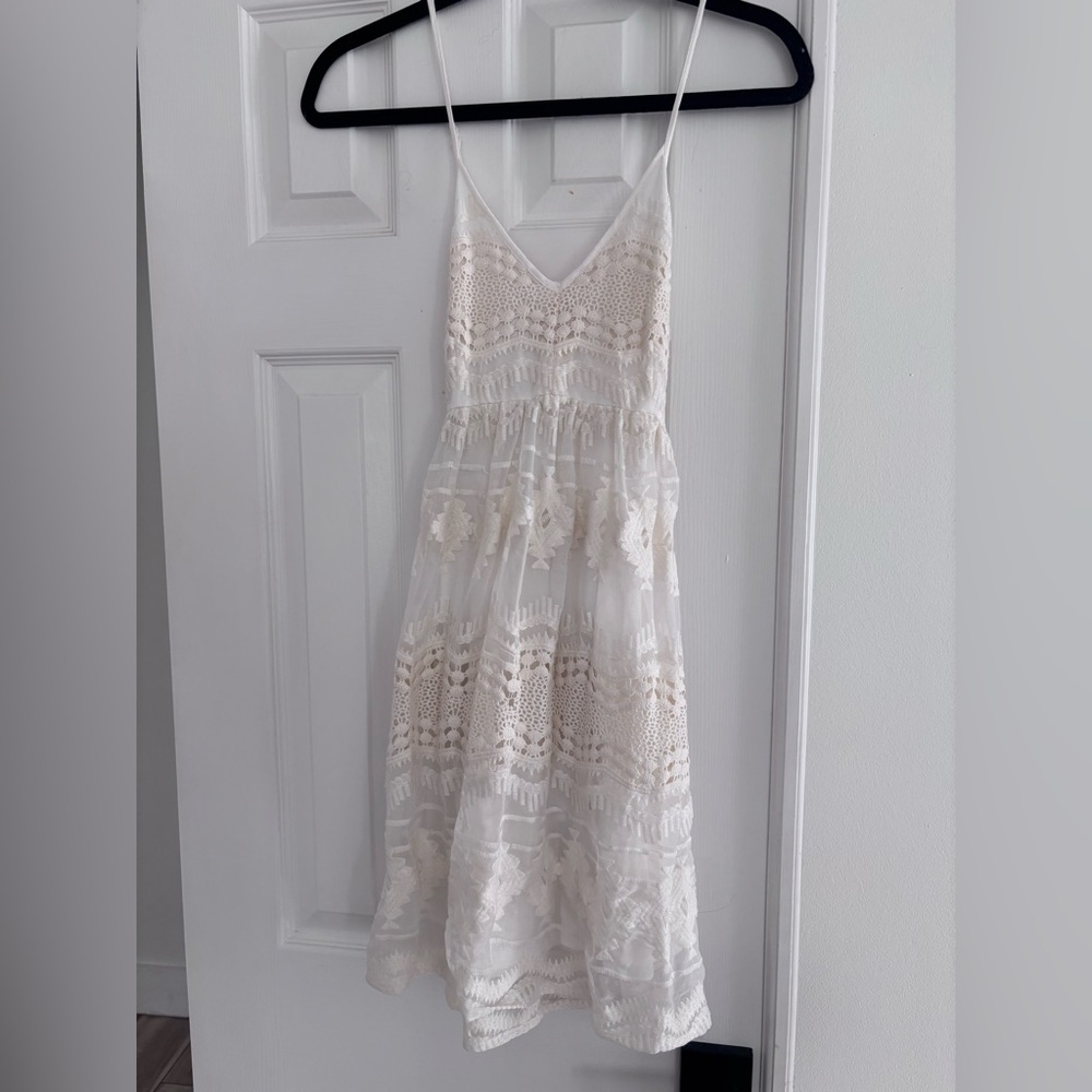 Elegant White Lace Dress